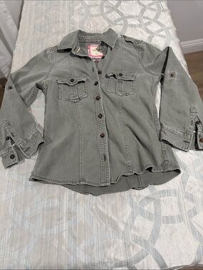 Hollister olive green button down